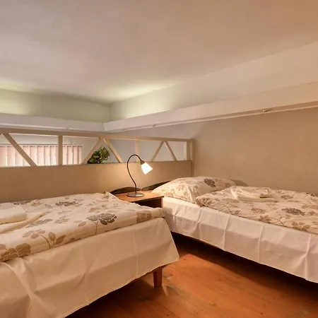 Skoliace Stredisko Ives Hotel