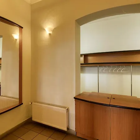 Skoliace Stredisko Ives *