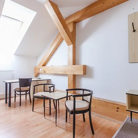 Skoliace Stredisko Ives Hotel Košice