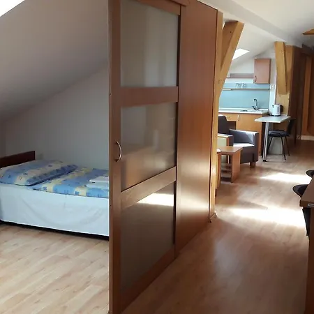 Hotel Skoliace Stredisko Ives Košice